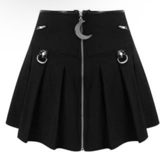 Killstar Kristen Pleated Black Skirt with Silver Metal Details - Picture 2 of 6